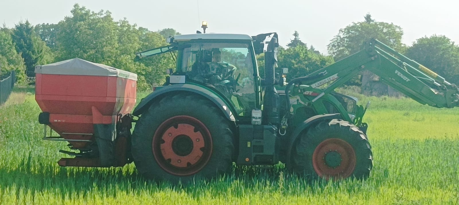 Zajęcia kl. IV TMRiA z agrotroniki z wykorzystaniem nowoczesnego sprzętu do nawożenia mineralnego